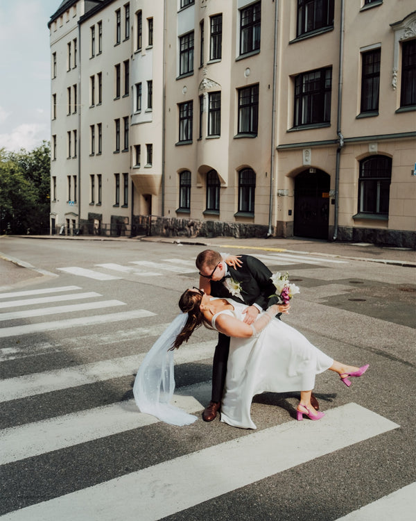Odd Muse - Square Neck Midi Dress - White