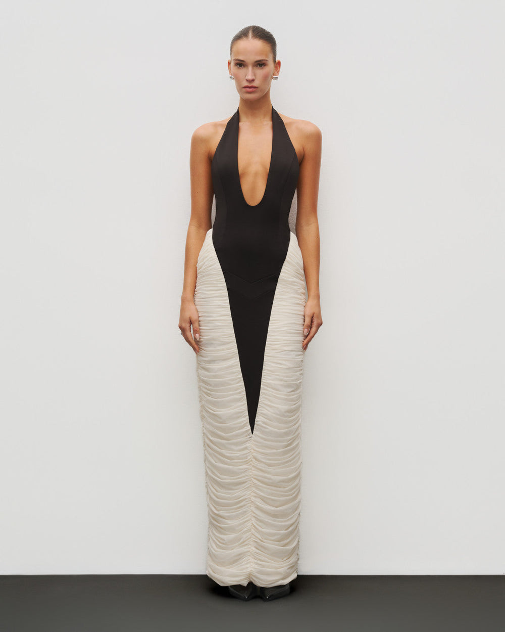 Heiress Beverly Hills - The Sculpted Dress - Black and White
